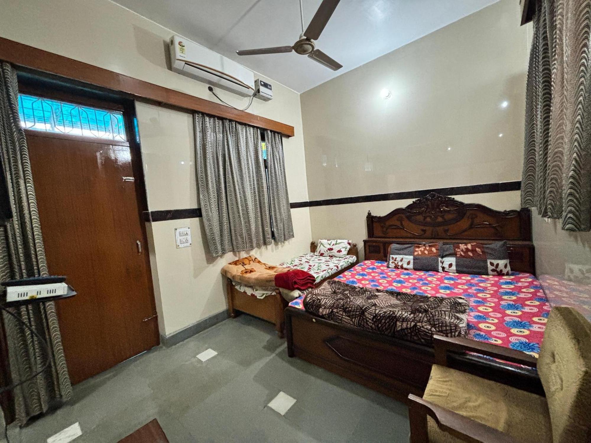 Shri Balaji Dham Hotel Vrindāvan Exterior foto